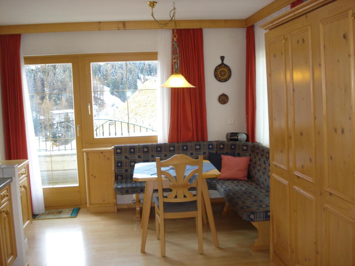 Chasa Valetta Apartment Samnaun Bilik gambar