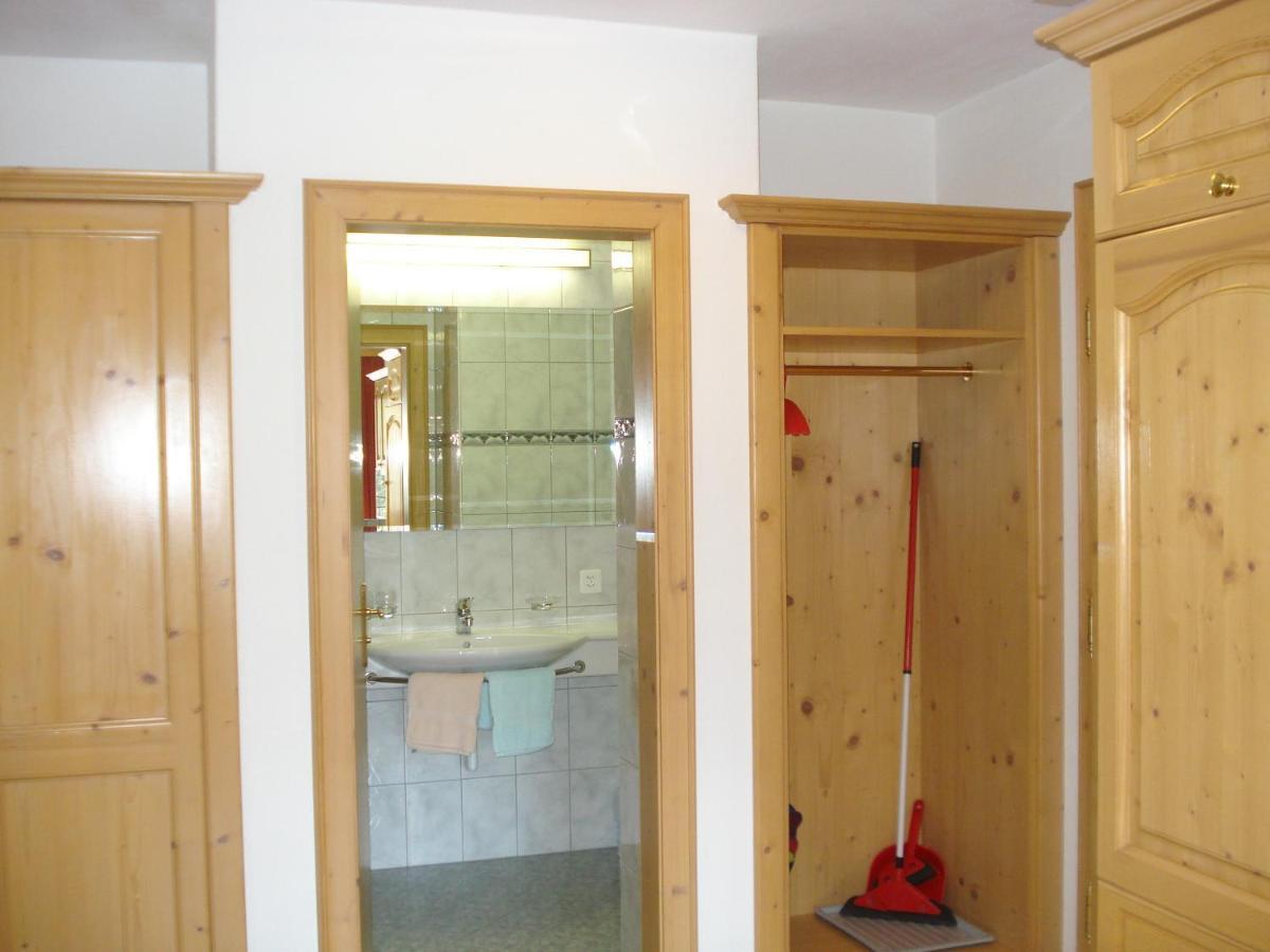 Chasa Valetta Apartment Samnaun Bilik gambar